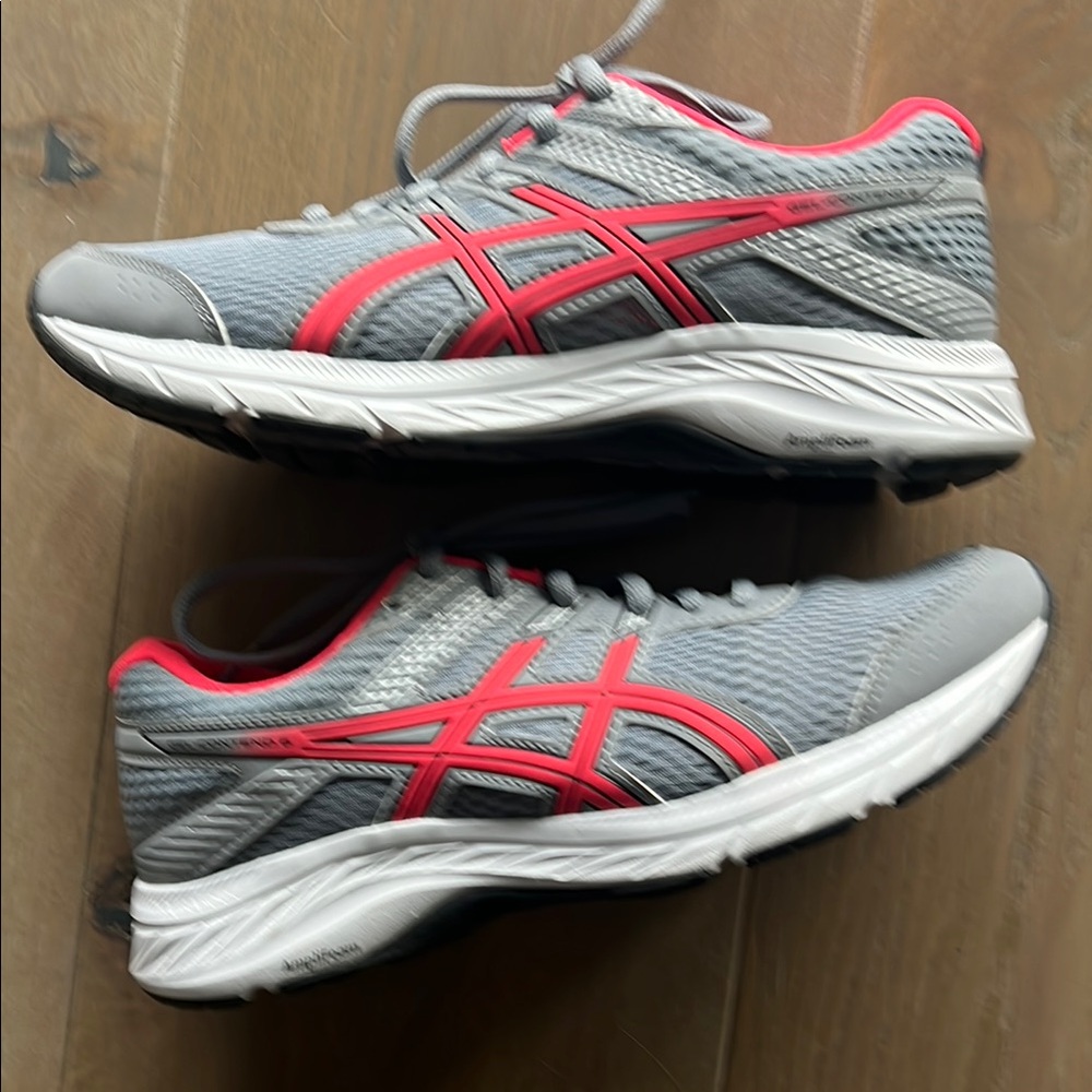 ASICS Women's Gray and Pink Running Shoes